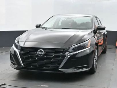 Used 2024 Nissan Altima 2.5 SV