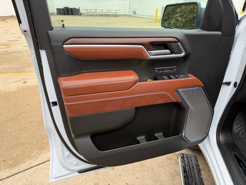 New 2026 GMC Sierra 1500 Denali Ultimate AWD/4WD image 9