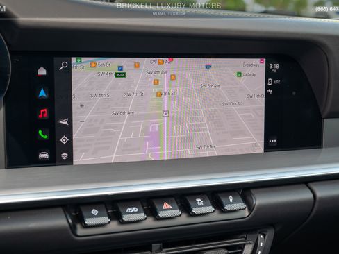 Used 2023 Porsche 911 Targa 4S w/ Premium Package image 33