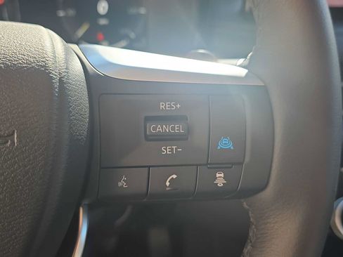 Certified 2026 INFINITI QX60 Luxe w/ Family Package FWD image 23