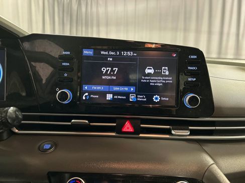 Used 2022 Hyundai Elantra SEL w/ Convenience Package image 15