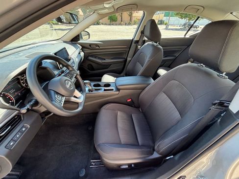 Used 2026 Nissan Altima 2.5 SV FWD image 22