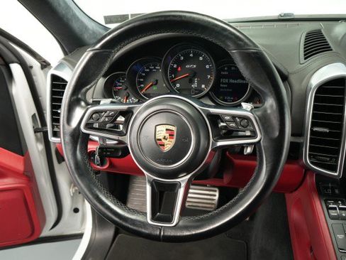 Used 2016 Porsche Cayenne GTS AWD/4WD image 43