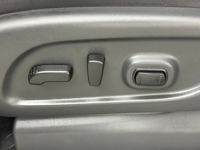 Certified 2023 Nissan Titan SV w/ SV Convenience Package AWD/4WD image 11