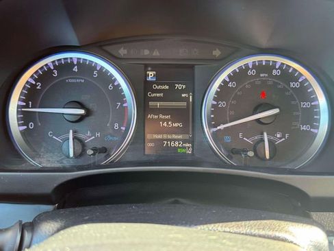 Used 2019 Toyota Highlander XLE image 27