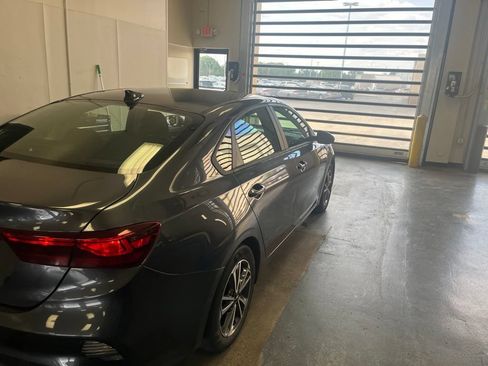 Used 2022 Kia Forte LXS FWD image 13