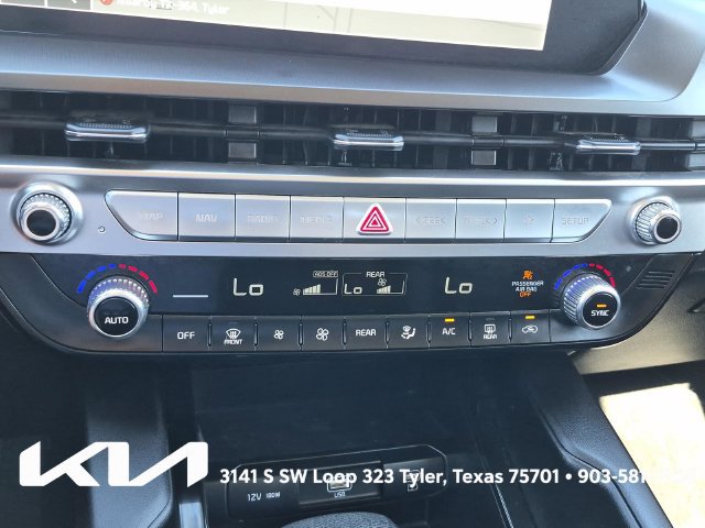 Certified 2024 Kia Telluride LX FWD image 37