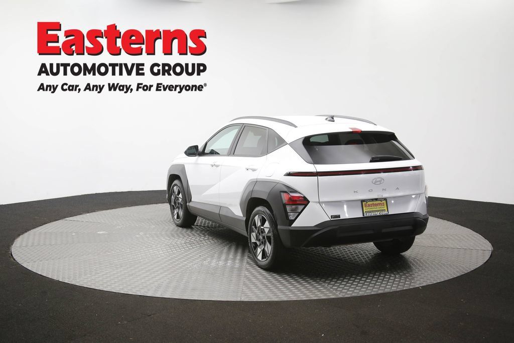 Used 2025 Hyundai Kona SEL FWD image 36
