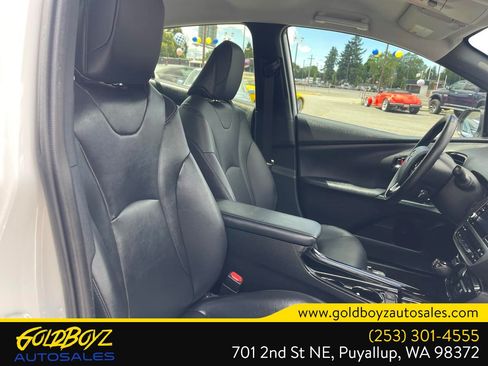 Used 2021 Toyota Prius FWD image 23