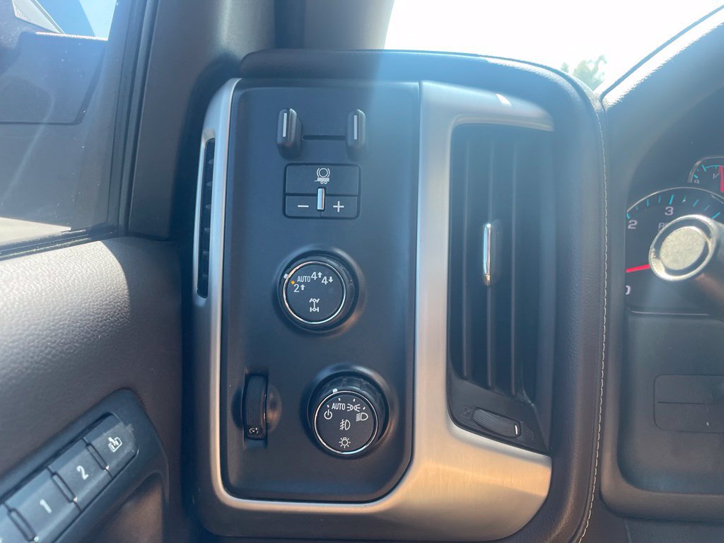 Used 2018 GMC Sierra 1500 SLT AWD/4WD image 15