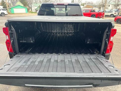 Used 2023 Chevrolet Silverado 1500 LT w/ Z71 Off-Road Package image 22