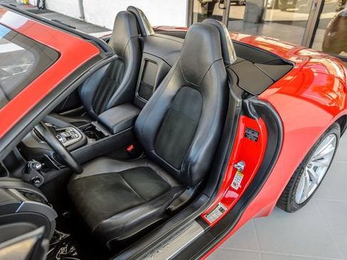 Used 2017 Jaguar F-TYPE Convertible RWD image 43