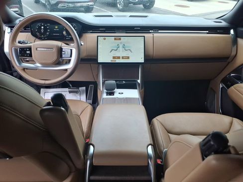 Used 2024 Land Rover Range Rover Long Wheelbase Autobiography AWD/4WD image 30