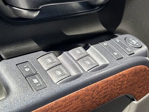 Used 2015 GMC Sierra 1500 SLE w/ SLE Value Package image 25