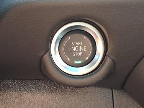 Used 2025 Chevrolet Tahoe LT w/ Comfort Package image 30