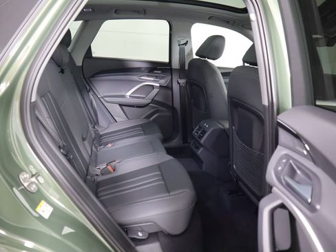 Used 2025 Audi Q5 Premium Plus image 24