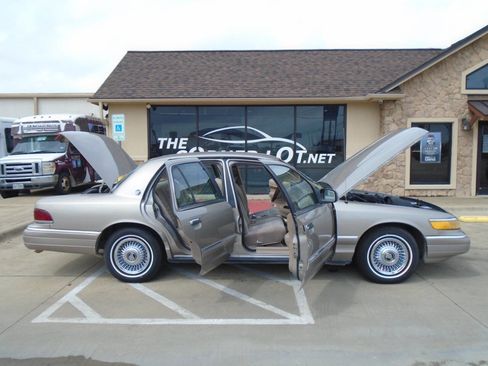 Used 1994 Mercury Grand Marquis GS image 21
