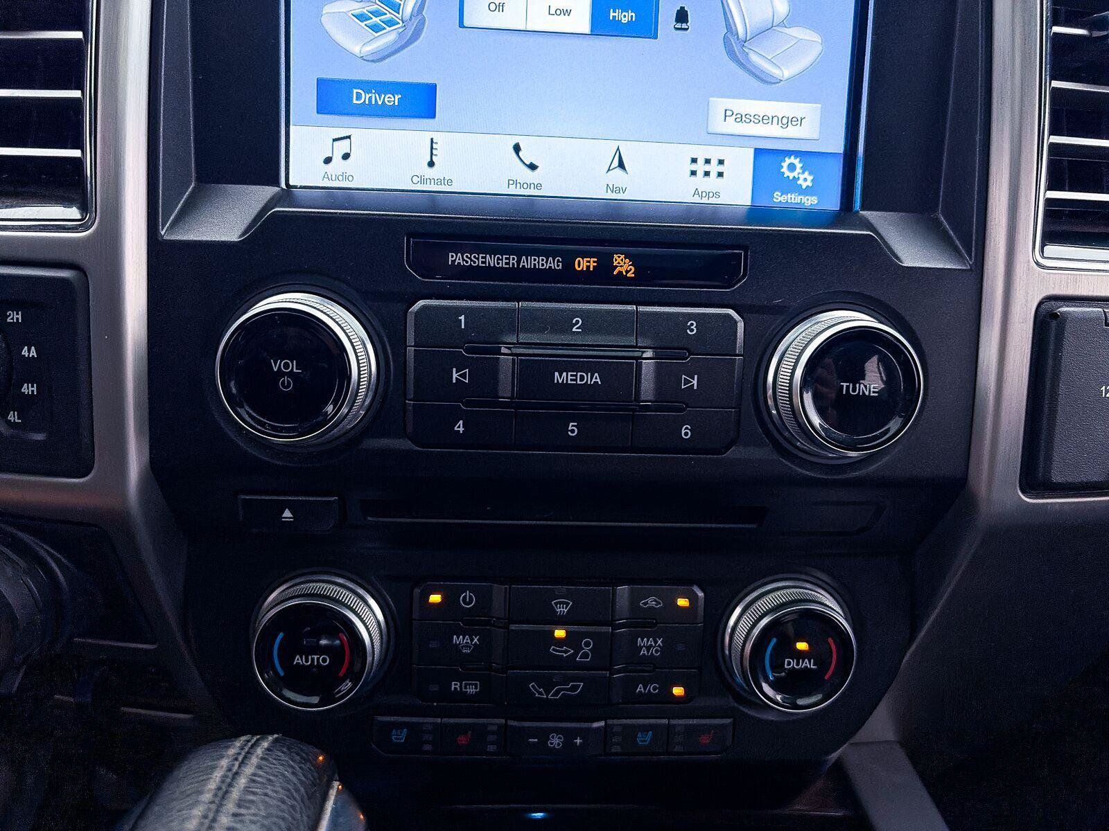 Used 2017 Ford F150 Platinum w/ Technology Package AWD/4WD image 23
