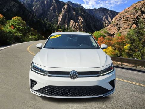 Used 2025 Volkswagen Jetta S FWD image 6