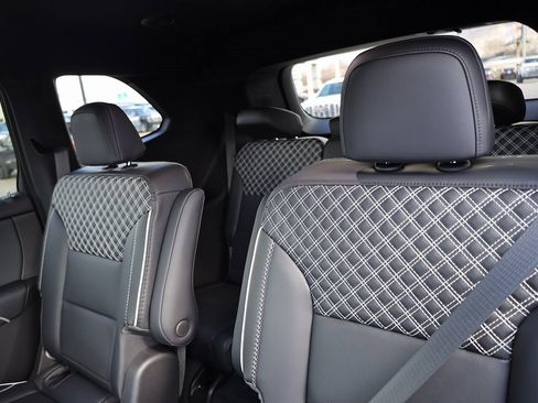 New 2026 GMC Acadia Denali image 18