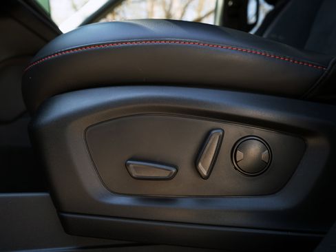 Used 2026 Ford Explorer ST image 37