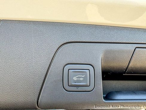 New 2025 Buick Envision Sport Touring image 21