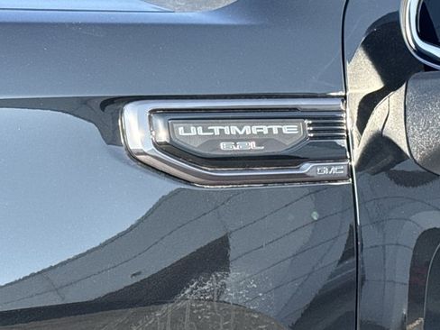 New 2026 GMC Sierra 1500 Denali Ultimate w/ LPO, Black Badging Package AWD/4WD image 16