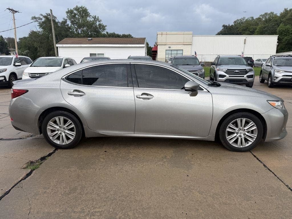 Used 2015 Lexus ES 350 w/ Premium Package FWD image 7