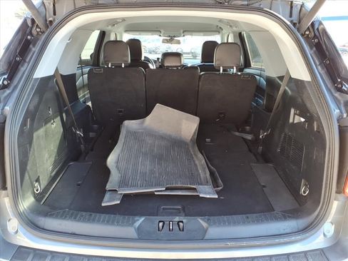 Certified 2022 Ford Explorer XLT w/ Equipment Group 202A image 9