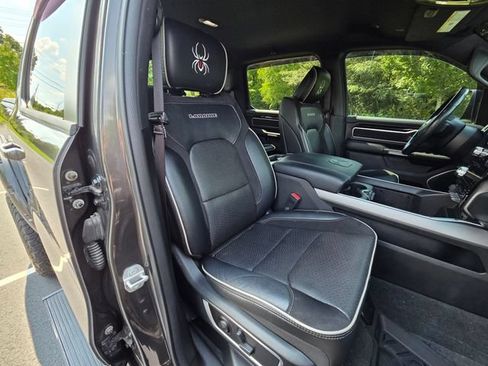 Used 2022 RAM 1500 Laramie w/ Sport Appearance Package AWD/4WD image 25