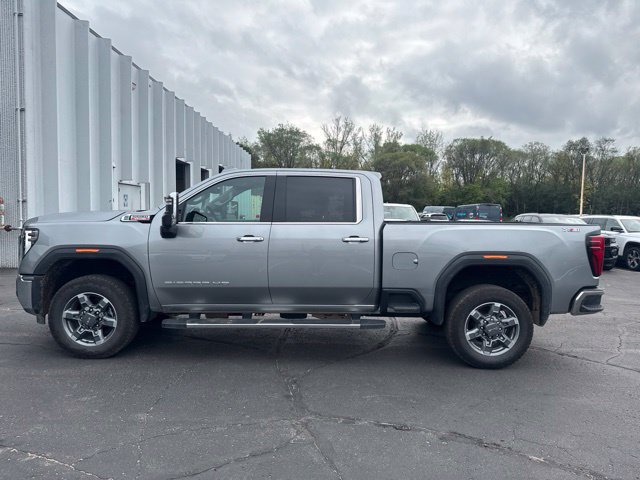 Used 2026 GMC Sierra 2500 SLT AWD/4WD image 5
