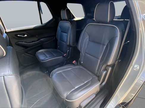Used 2023 Chevrolet Traverse Premier w/ Redline Edition FWD image 21