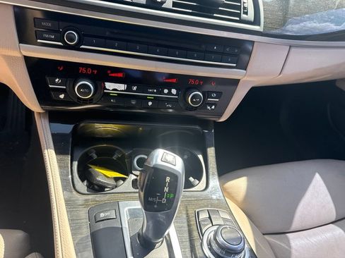Used 2011 BMW 528i Sedan RWD image 23