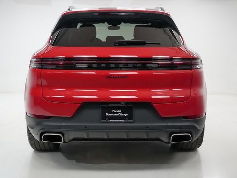 Certified 2025 Porsche Cayenne image 11