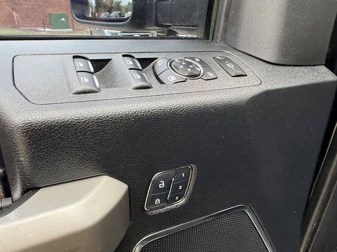 Used 2017 Ford F250 Lariat w/ Chrome Package AWD/4WD image 13