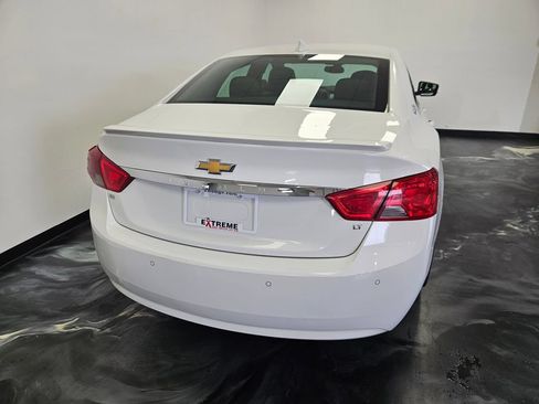 Used 2016 Chevrolet Impala LT w/ Convenience Package FWD image 12