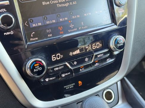 Used 2023 Nissan Murano S AWD/4WD image 13