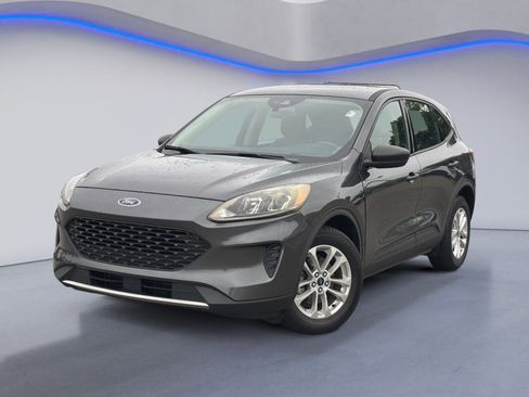 Used 2020 Ford Escape S FWD image 2