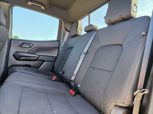 Used 2024 Chevrolet Colorado LT w/ LT Convenience Package RWD image 19
