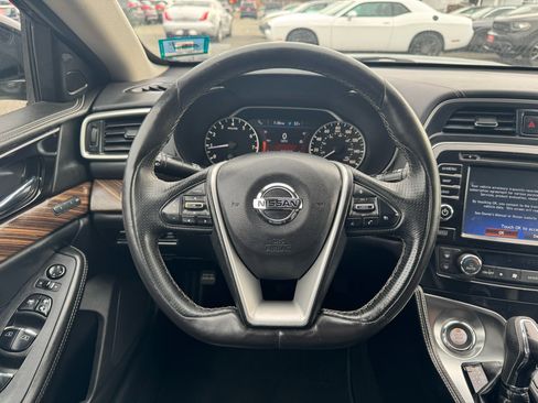Used 2016 Nissan Maxima Platinum image 10