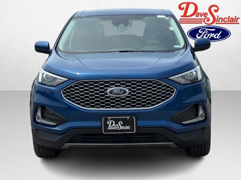 Used 2024 Ford Edge SEL w/ Convenience Package AWD/4WD image 2