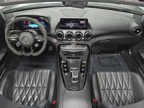 Used 2021 Mercedes-Benz AMG GT Roadster image 12
