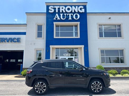 Used 2022 Jeep Compass Limited AWD/4WD image 16