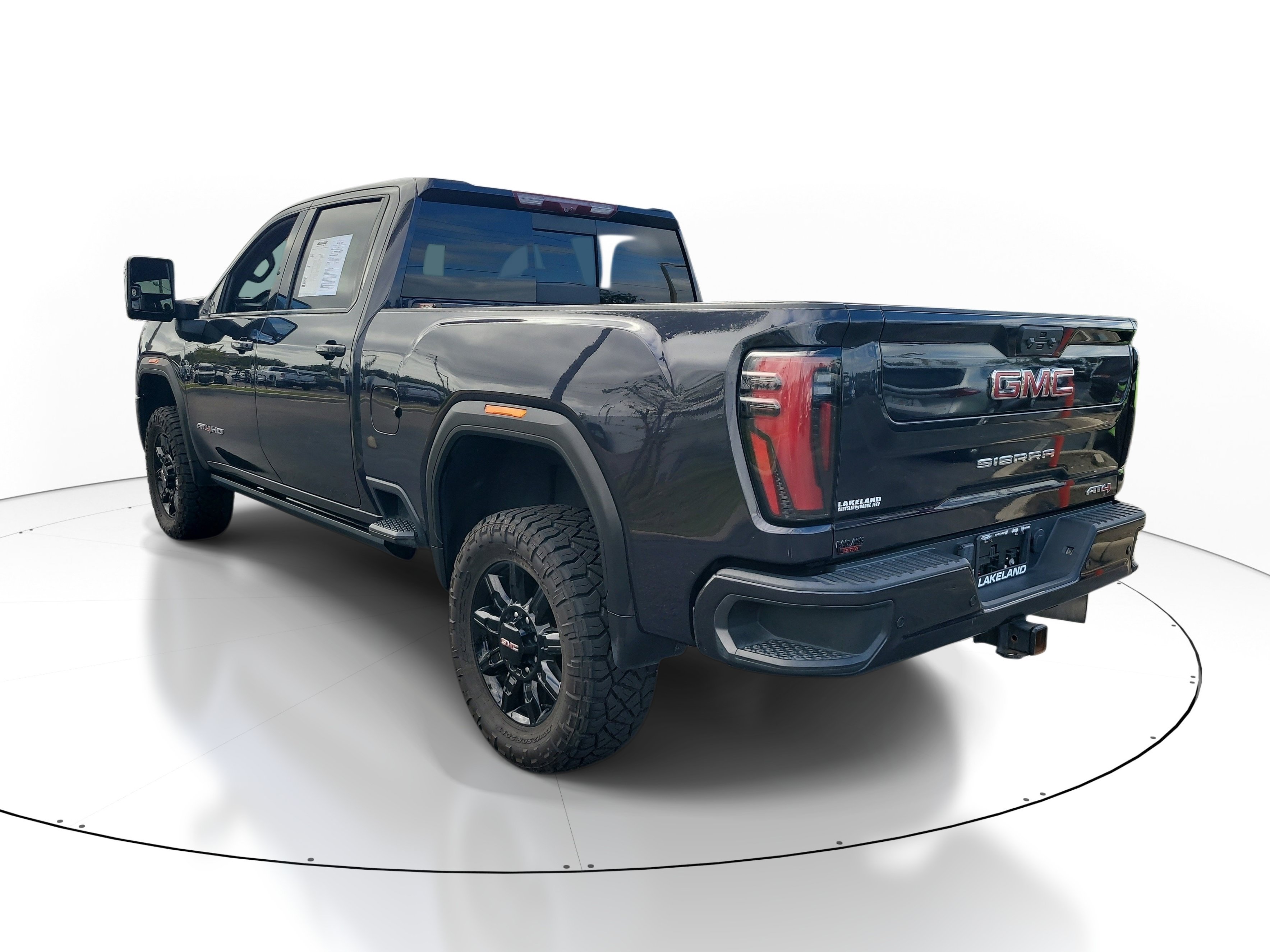 Used 2024 GMC Sierra 3500 AT4 w/ AT4 Premium Plus Package AWD/4WD image 6
