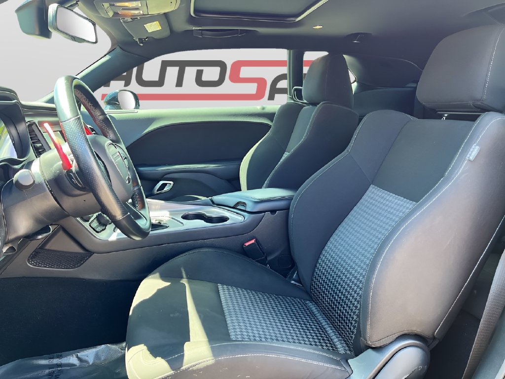 Used 2023 Dodge Challenger R/T w/ Blacktop Package RWD image 20