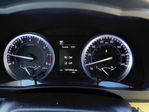 Used 2018 Toyota Highlander Limited image 23