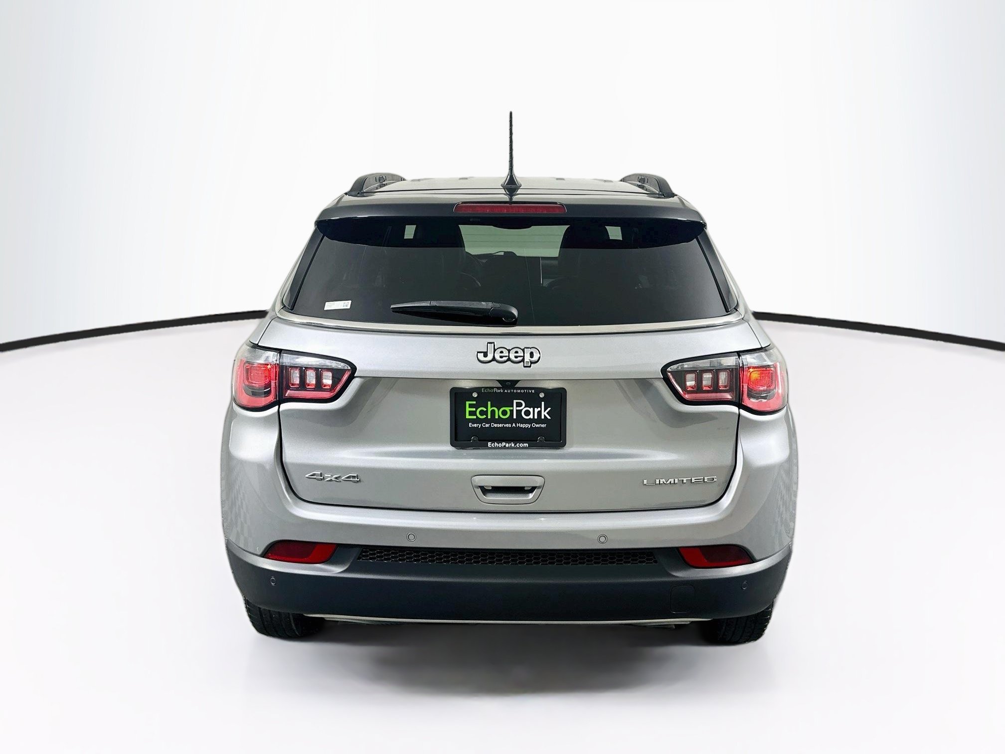 Used 2023 Jeep Compass Limited AWD/4WD image 7
