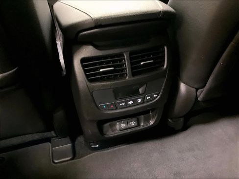 Used 2020 Acura MDX SH-AWD image 32