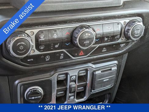 Used 2021 Jeep Wrangler Unlimited Sport image 28
