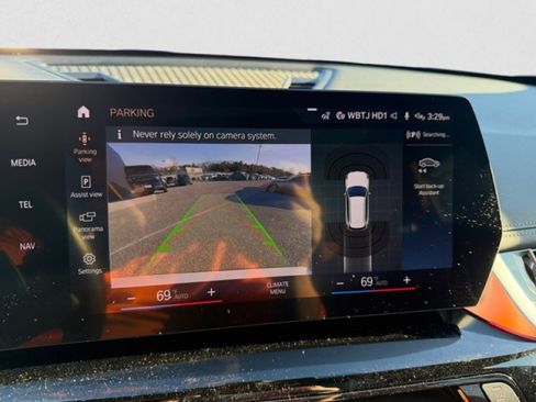 Used 2023 BMW X1 xDrive28i w/ M Sport Package image 17